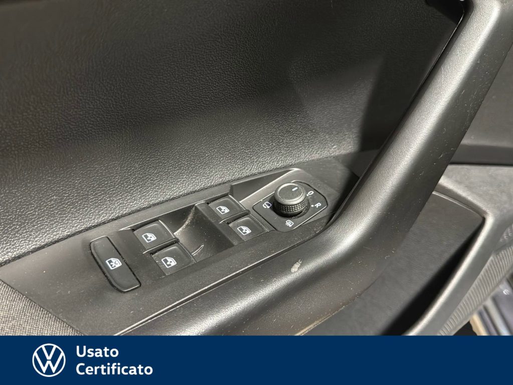 VOLKSWAGEN Taigo 1.0 tsi r-line 110cv - 14