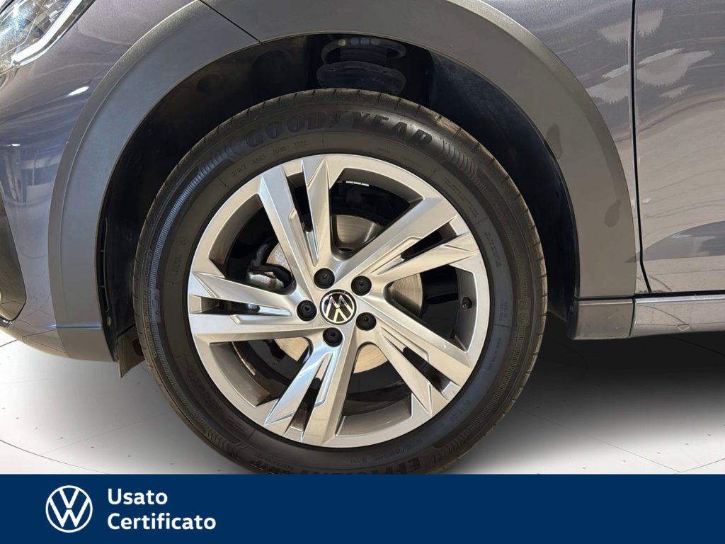 VOLKSWAGEN Taigo 1.0 tsi r-line 110cv - 18