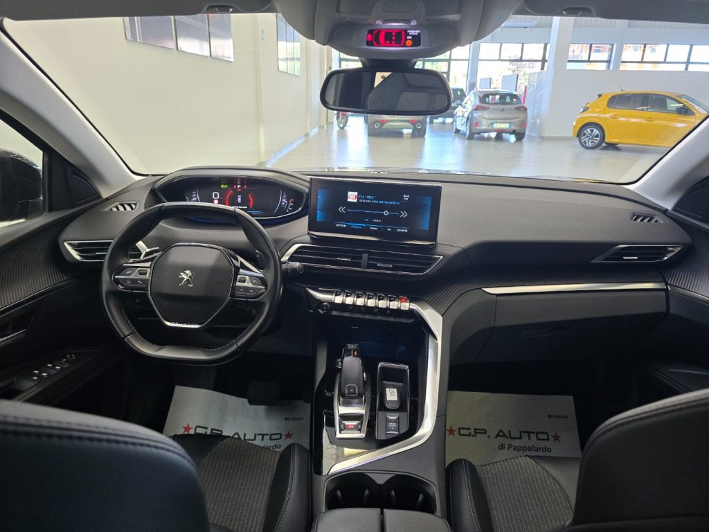 PEUGEOT 3008 BlueHDi 130 S&S EAT8 Allure - 10