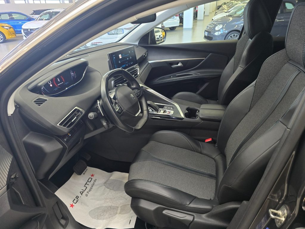 PEUGEOT 3008 BlueHDi 130 S&S EAT8 Allure - 13