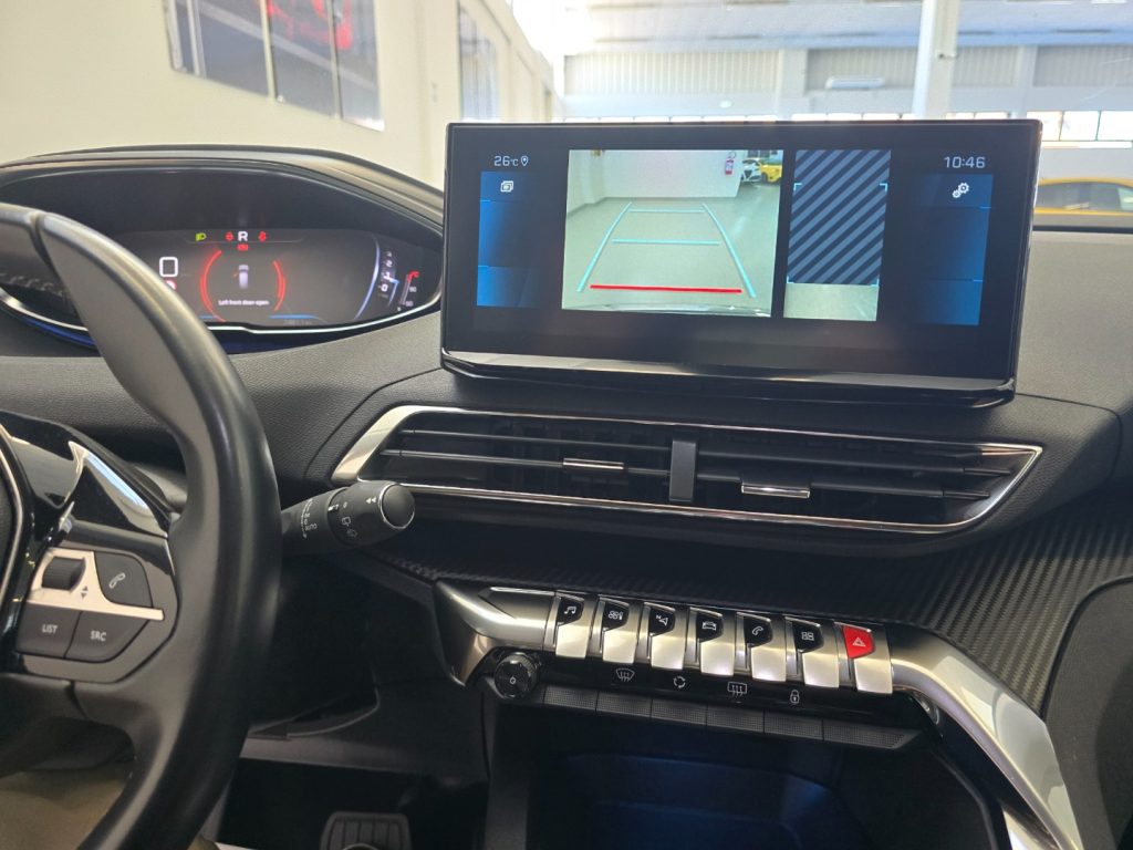 PEUGEOT 3008 BlueHDi 130 S&S EAT8 Allure - 18