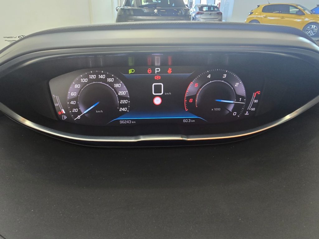 PEUGEOT 3008 BlueHDi 130 S&S EAT8 Style - 12