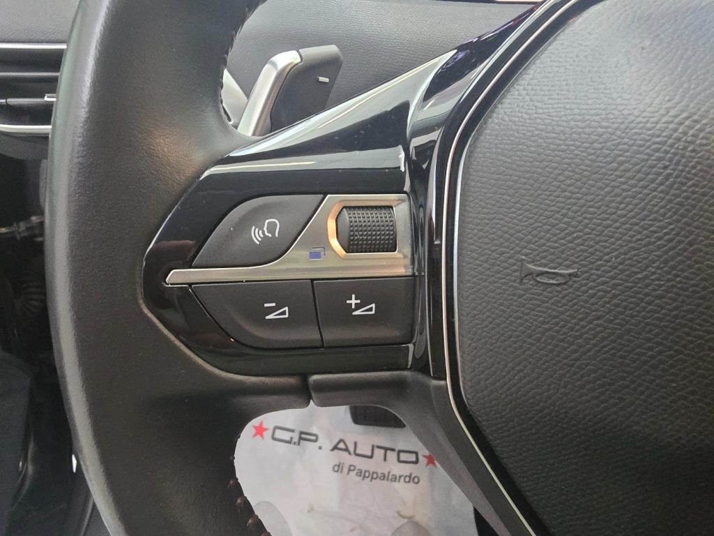 PEUGEOT 3008 BlueHDi 130 S&S EAT8 Style - 15