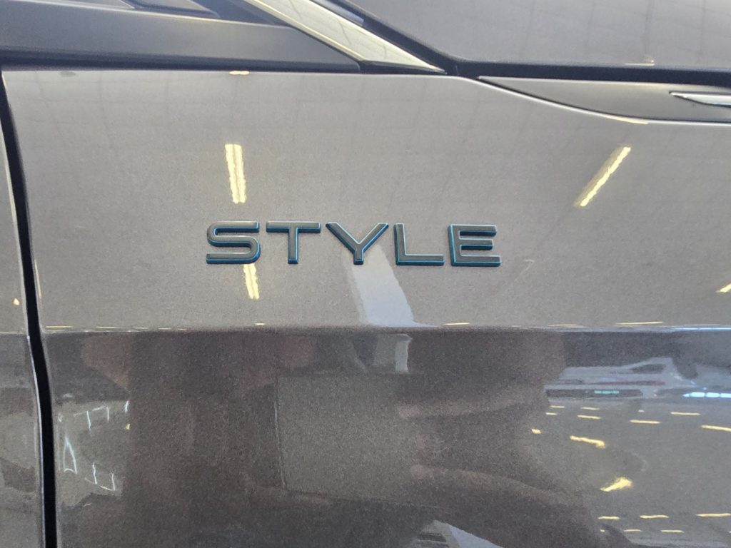 PEUGEOT 3008 BlueHDi 130 S&S EAT8 Style - 27