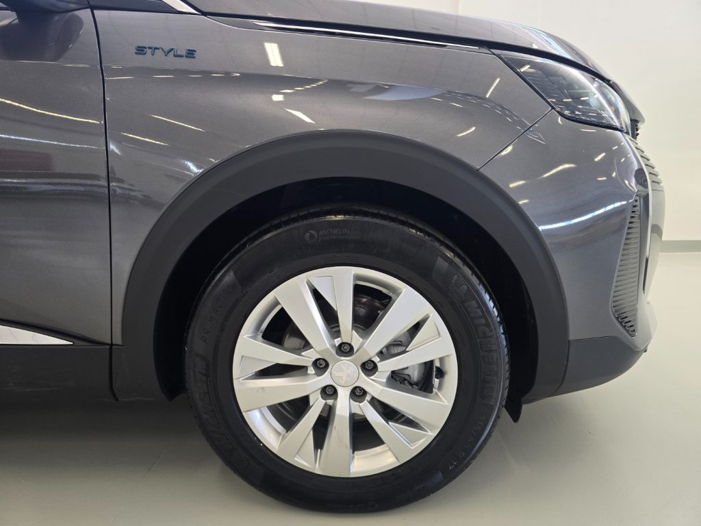 PEUGEOT 3008 BlueHDi 130 S&S EAT8 Style - 28