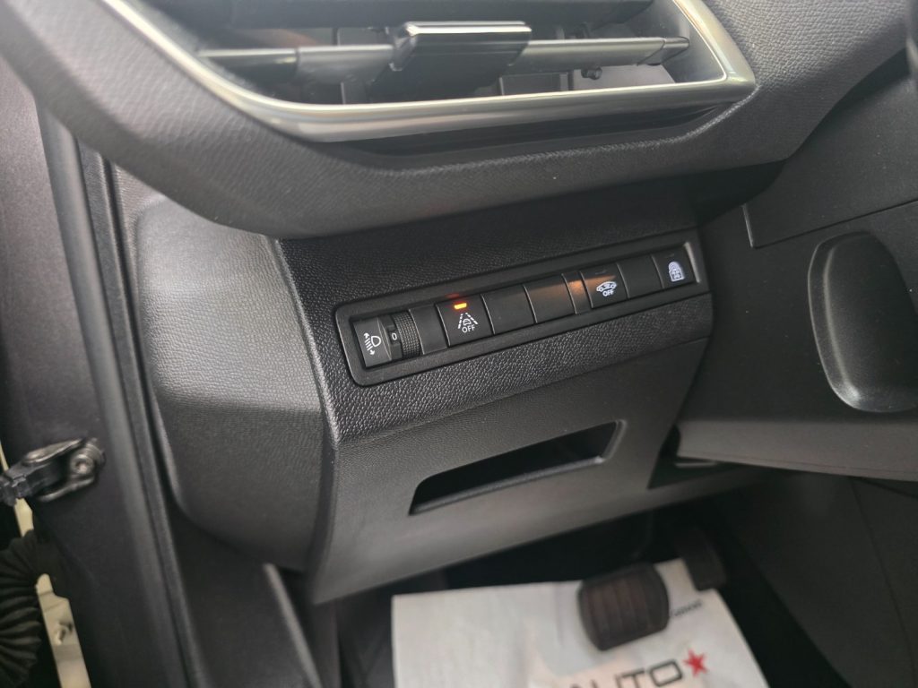 PEUGEOT 3008 BlueHDi 130 S&S EAT8 Style - 19