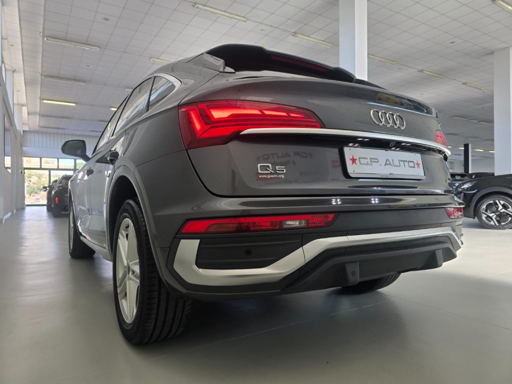 AUDI Q5 SPB 40 TDI quattro S tronic S line - 7