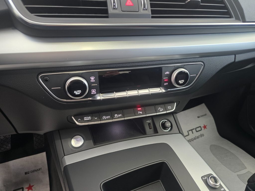 AUDI Q5 SPB 40 TDI quattro S tronic S line - 23