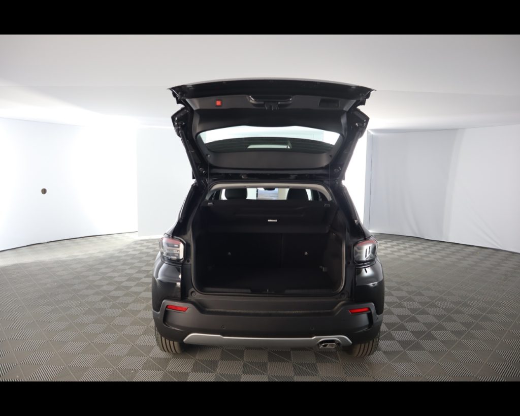 JEEP Avenger Benzina  Tech &Sky 1.2 100cv - 19