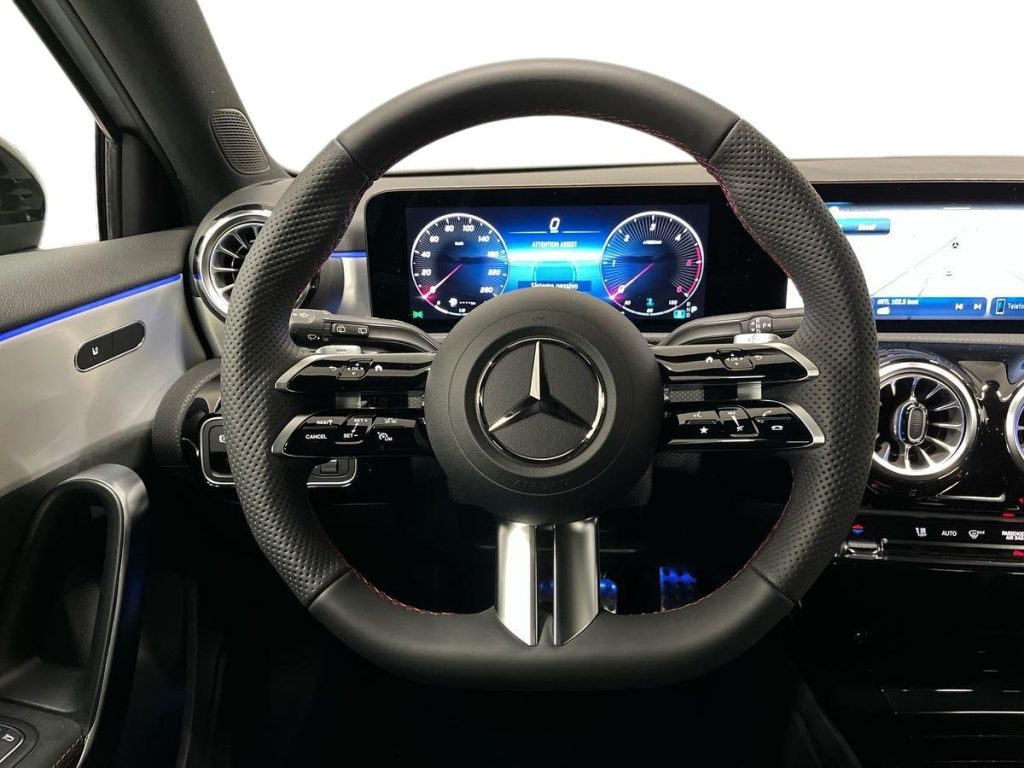MERCEDES-BENZ A 180 d Automatic AMG Line Advanced Plus - 11