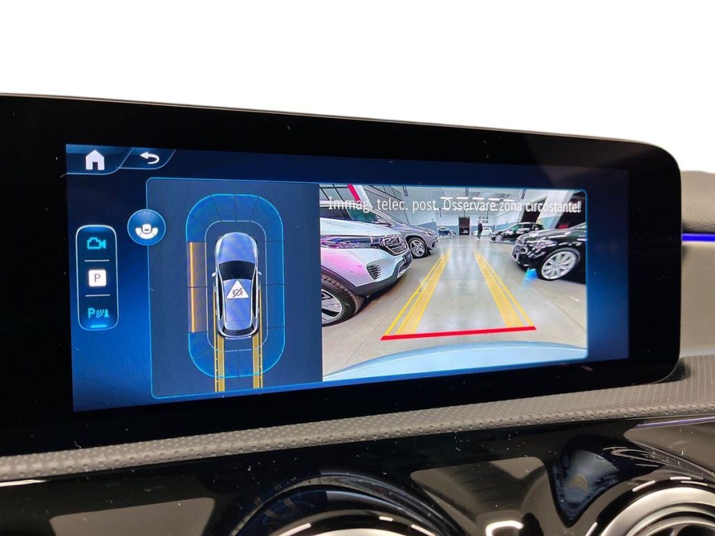 MERCEDES-BENZ A 180 d Automatic AMG Line Advanced Plus - 12