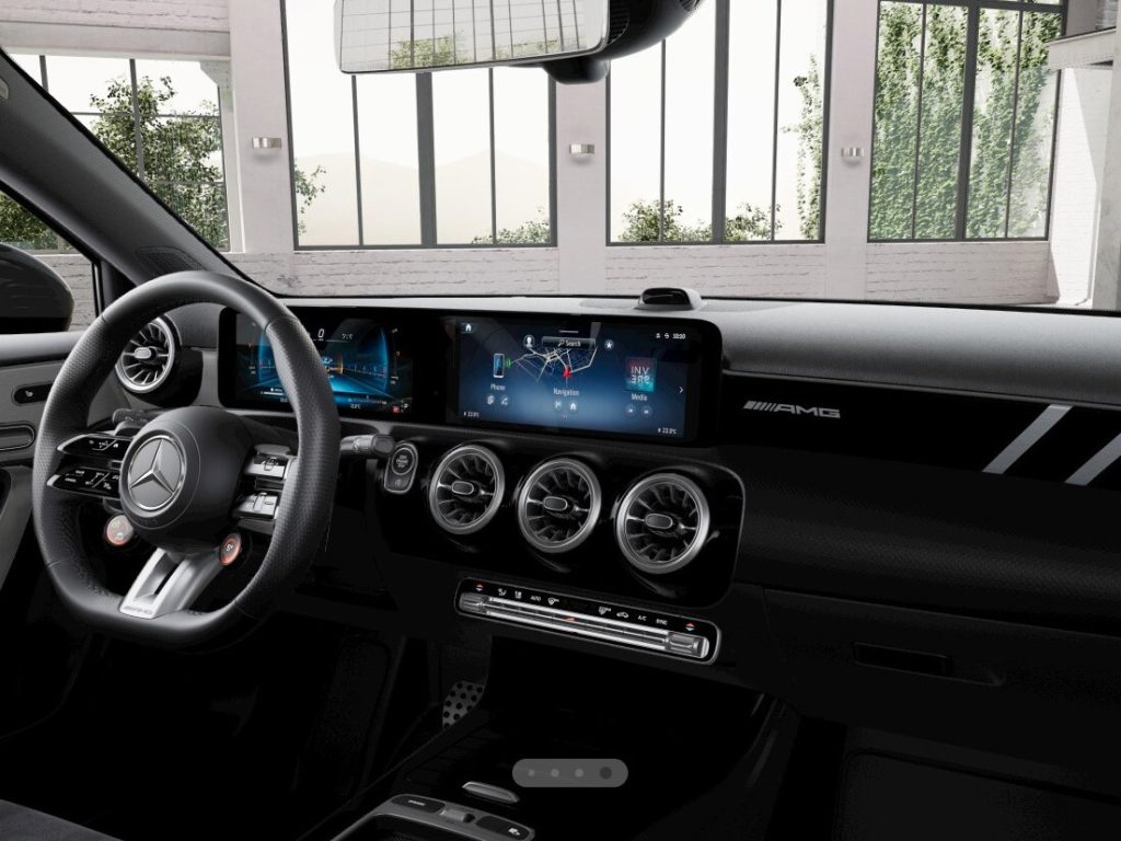 MERCEDES-BENZ A 35 AMG 4Matic Premium - 8