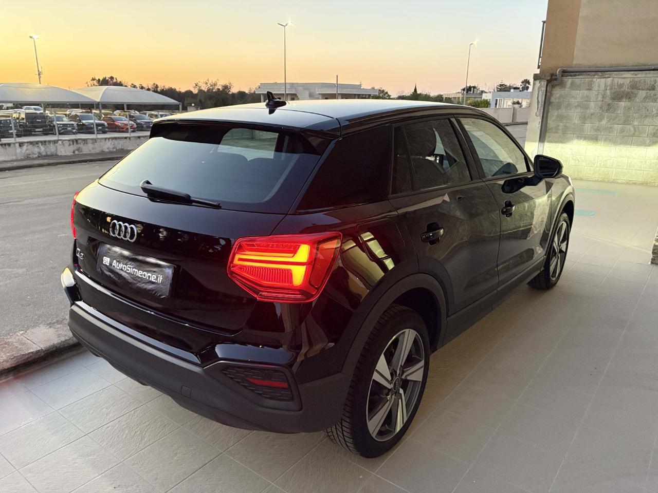 AUDI Q2 30 TDI S tronic Business Plus - 5