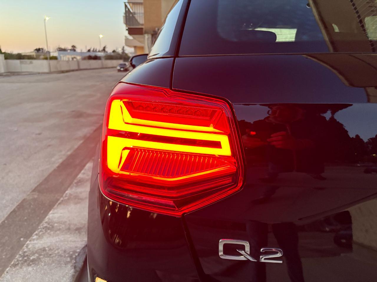 AUDI Q2 30 TDI S tronic Business Plus - 25