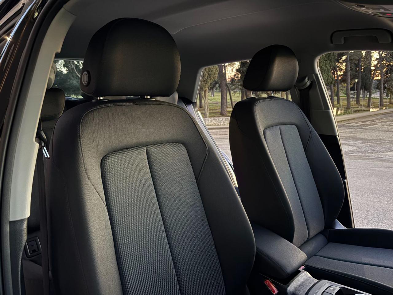 AUDI Q2 30 TDI S tronic Business Plus - 10