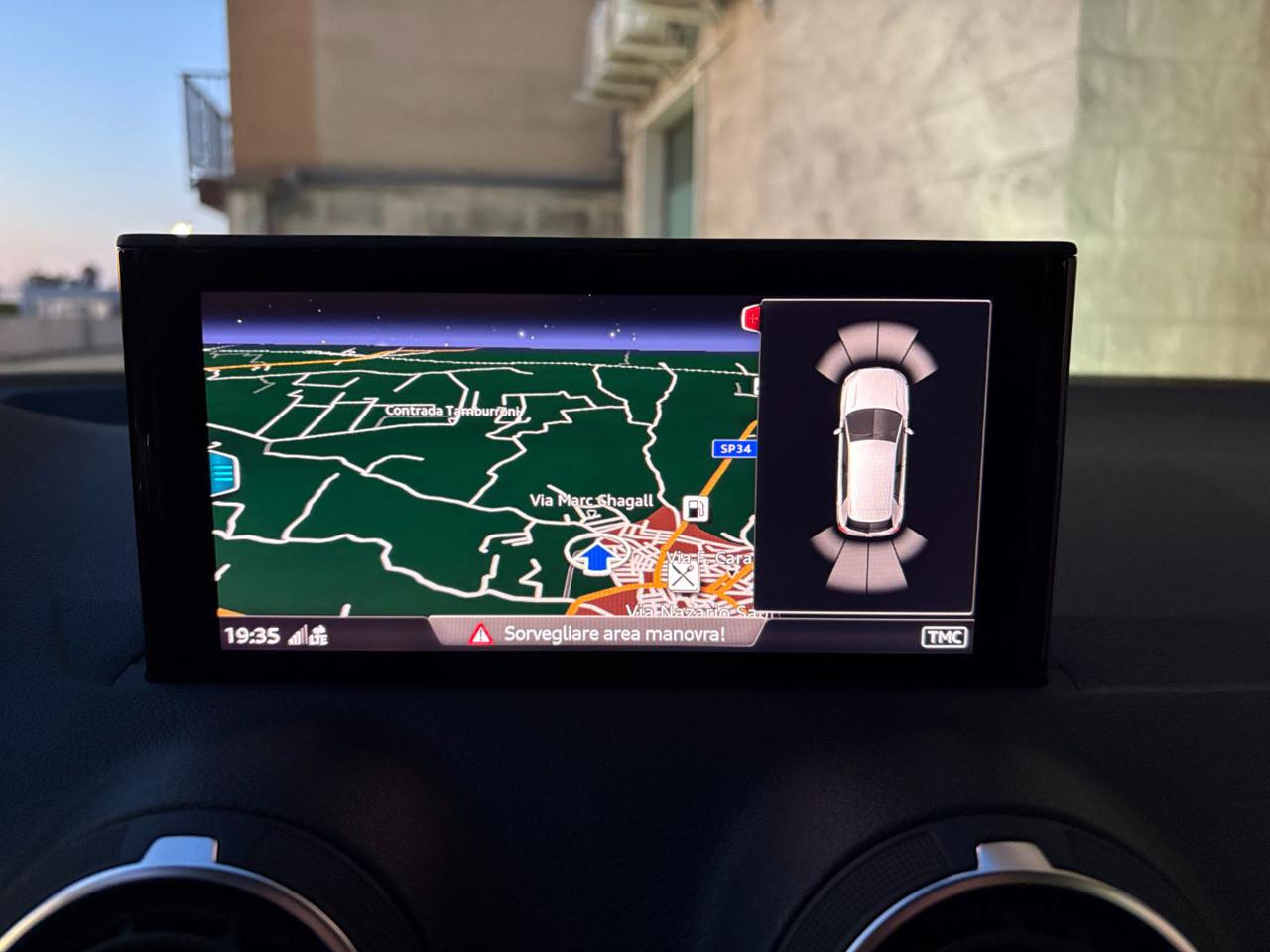 AUDI Q2 30 TDI S tronic Business Plus - 17