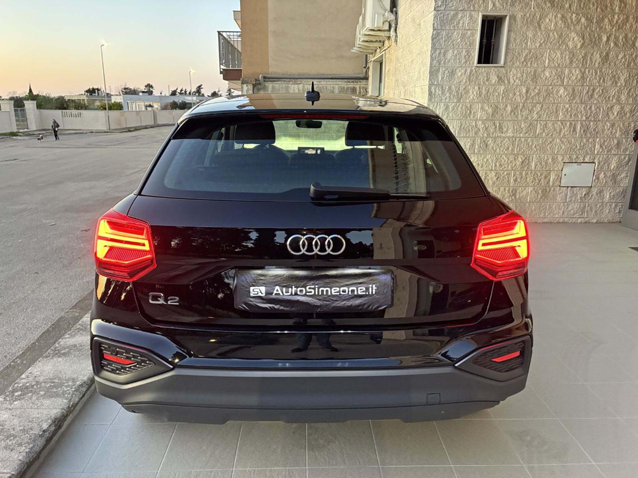 AUDI Q2 30 TDI S tronic Business Plus - 6
