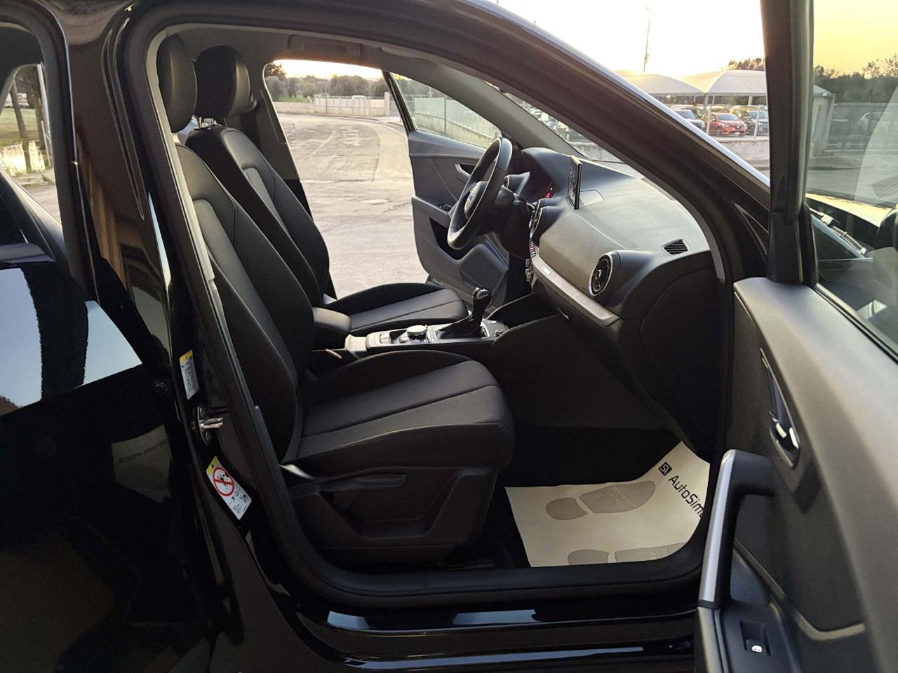 AUDI Q2 30 TDI S tronic Business Plus - 9