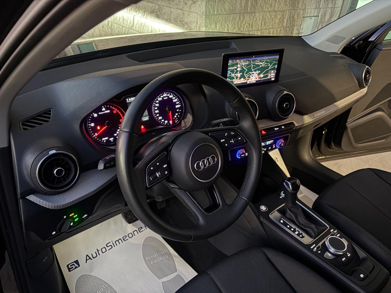 AUDI Q2 30 TDI S tronic Business Plus - 12