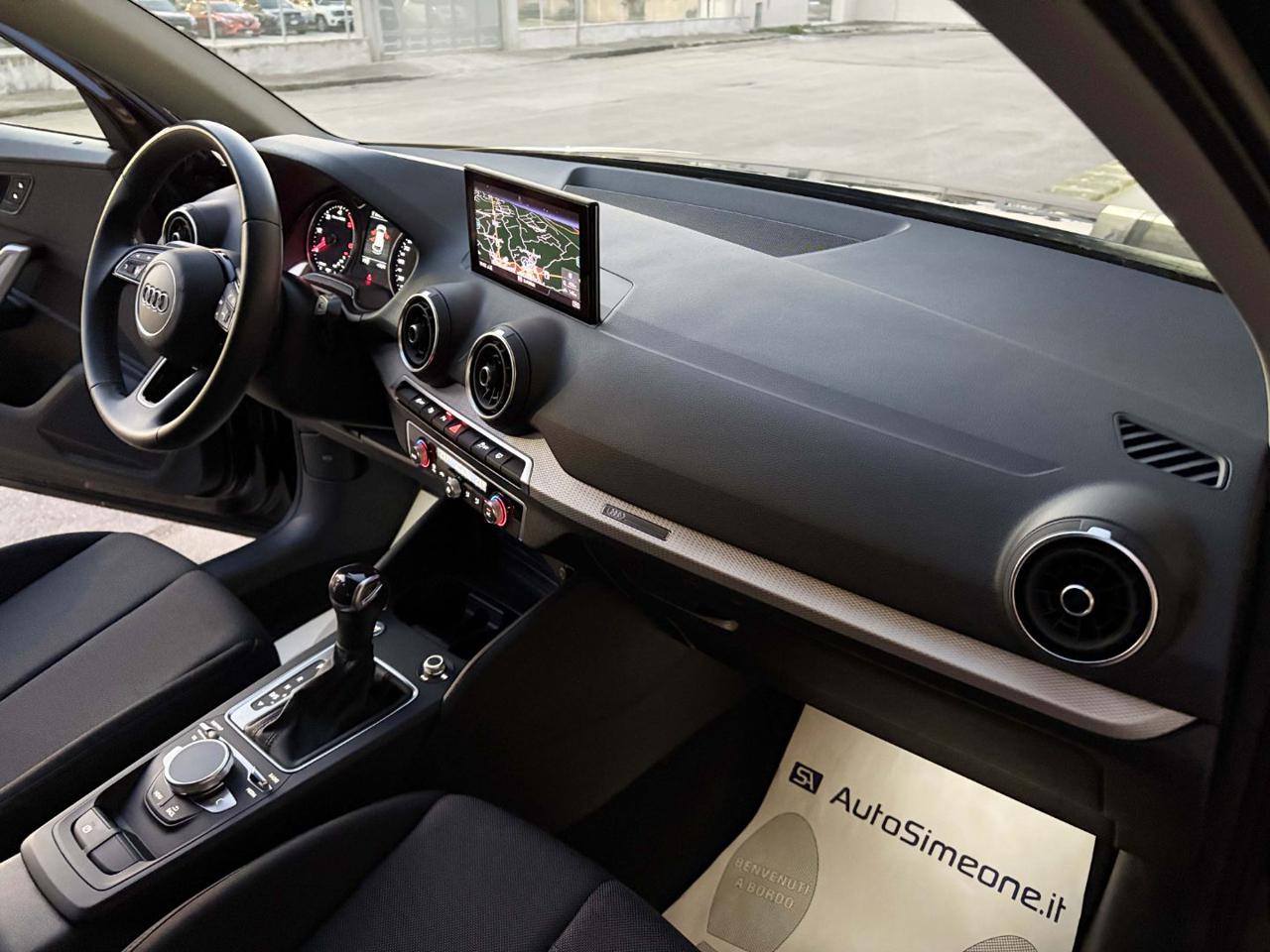 AUDI Q2 30 TDI S tronic Business Plus - 14