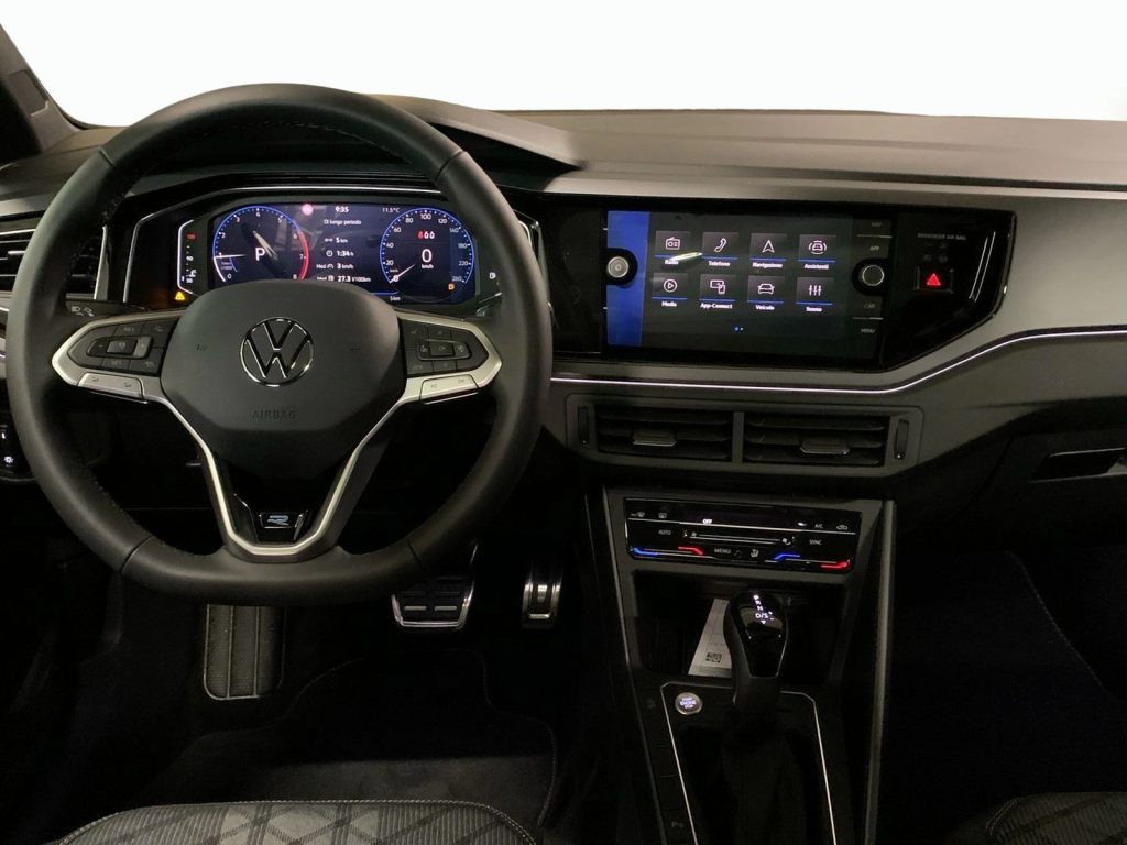 VOLKSWAGEN Taigo R-Line Plus 1.0 TSI 85 kW (115 CV) DSG - 8