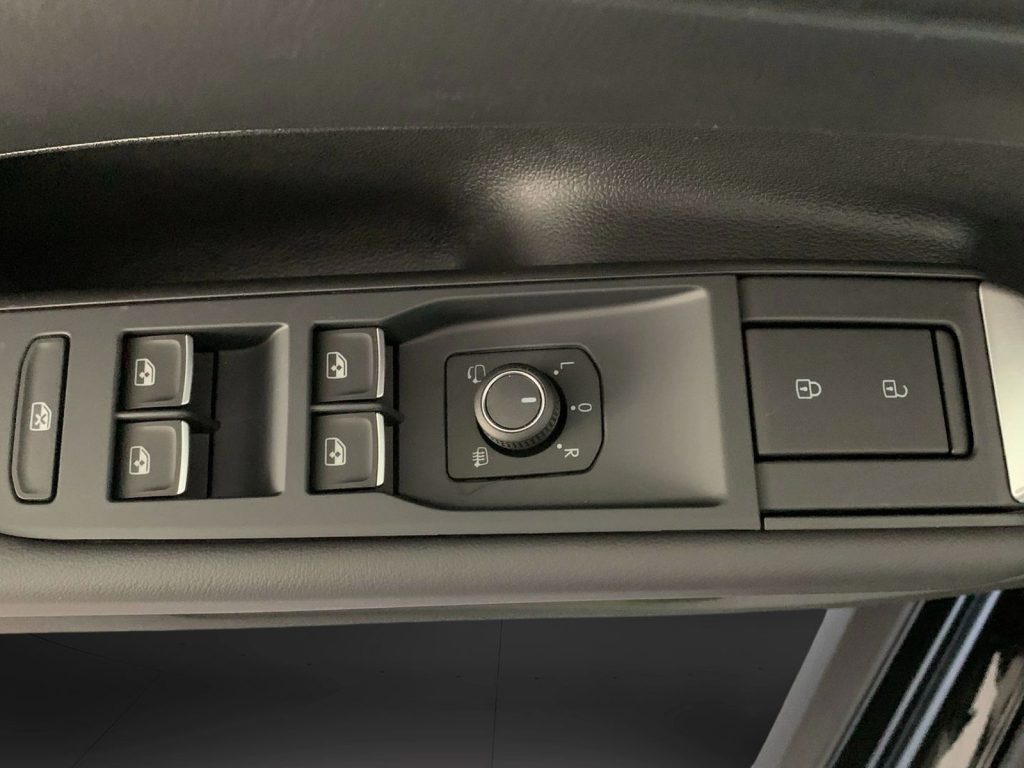 VOLKSWAGEN T-Roc 1.5 etsi style 115cv dsg - 21