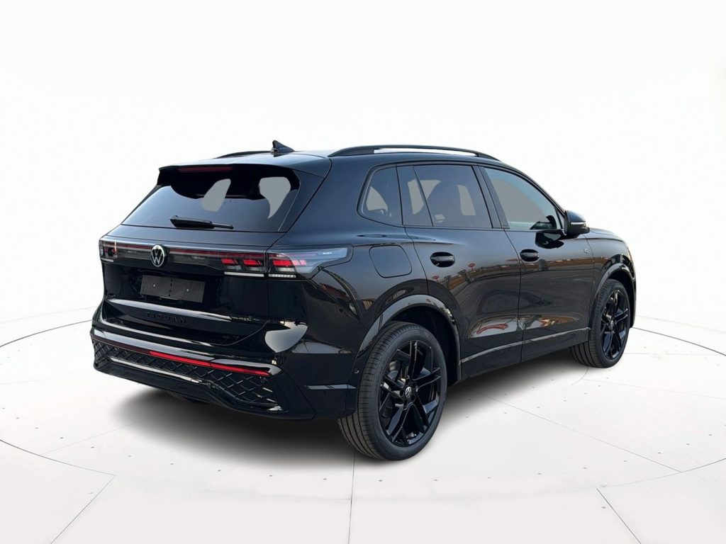 VOLKSWAGEN Tiguan Nuova Tiguan R-Line Plus 2.0 TDI SCR 110 kW (150 C - 3