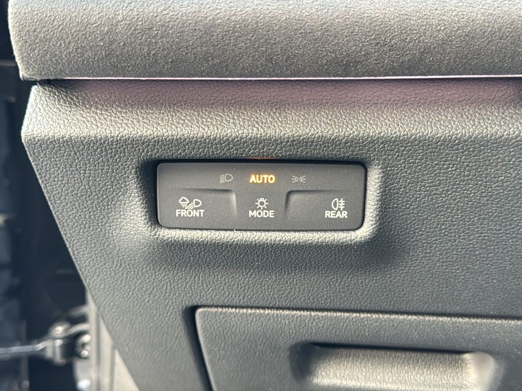 VOLKSWAGEN Tiguan Nuova Tiguan R-Line Plus 2.0 TDI SCR 110 kW (150 C - 15