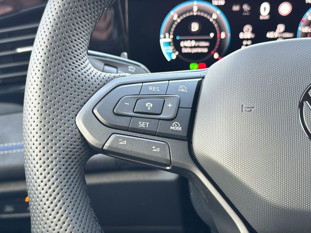 VOLKSWAGEN Tiguan Nuova Tiguan R-Line Plus 2.0 TDI SCR 110 kW (150 C - 19