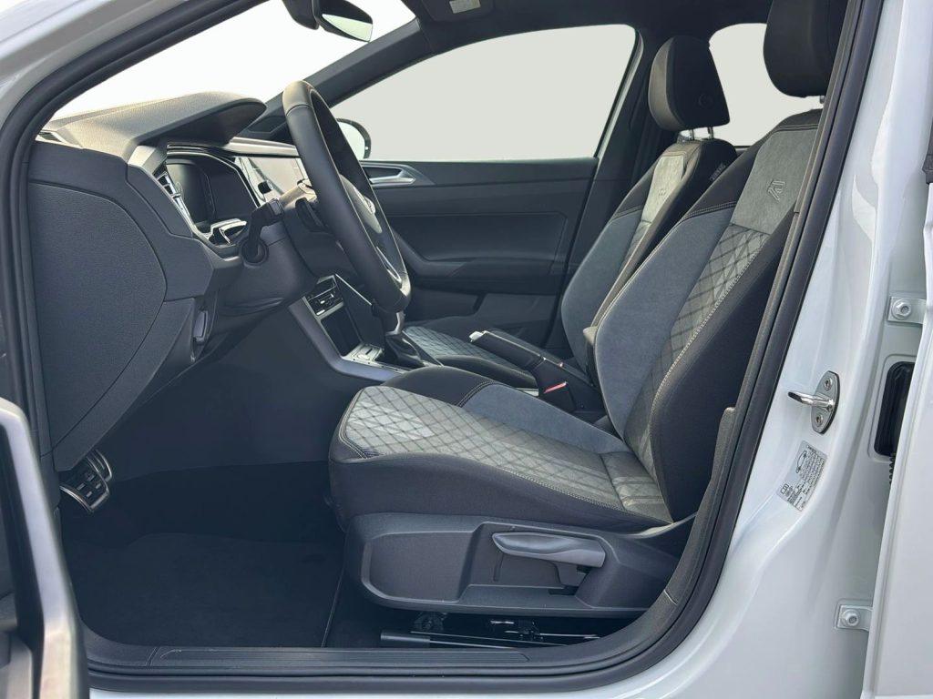 VOLKSWAGEN Taigo R-Line Plus 1.0 TSI 85 kW (115 CV) DSG - 9