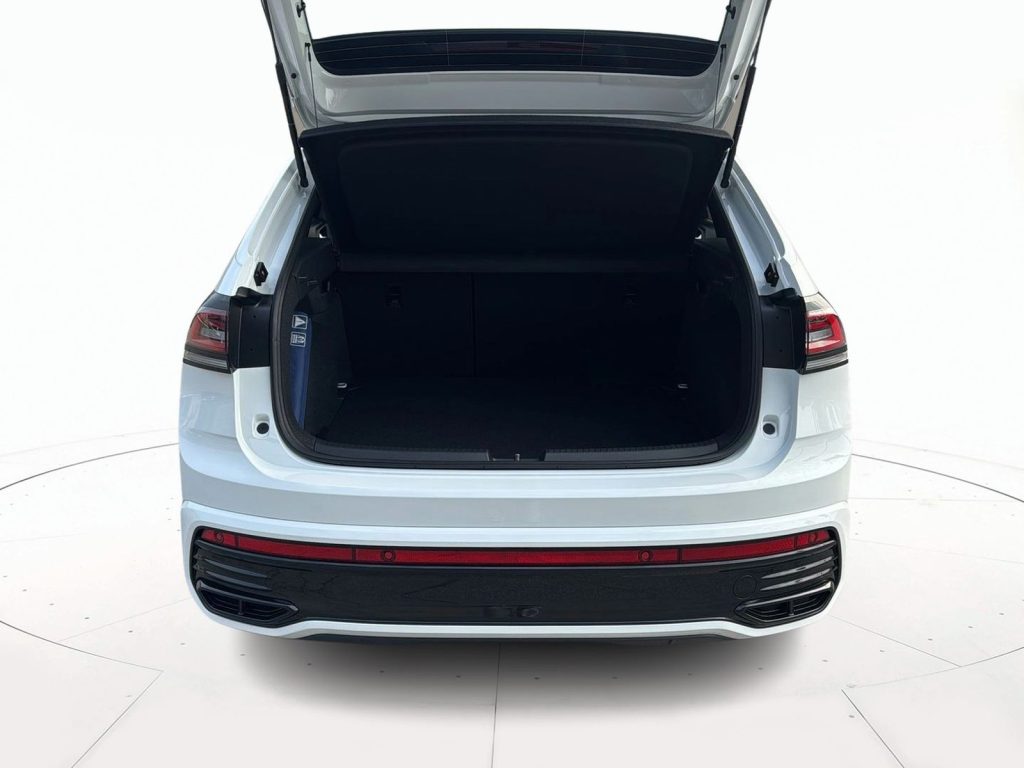 VOLKSWAGEN Taigo R-Line Plus 1.0 TSI 85 kW (115 CV) DSG - 12