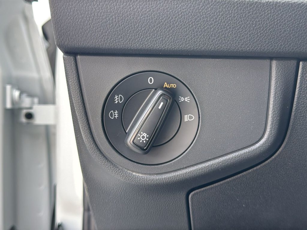 VOLKSWAGEN Taigo R-Line Plus 1.0 TSI 85 kW (115 CV) DSG - 14