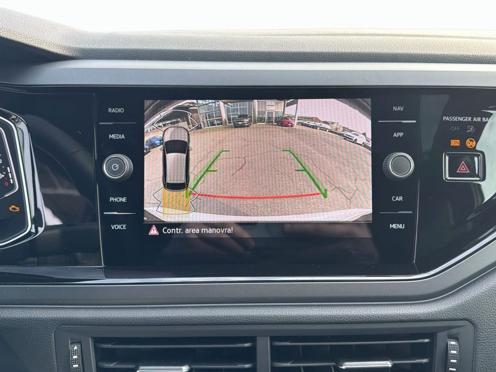 VOLKSWAGEN Taigo R-Line Plus 1.0 TSI 85 kW (115 CV) DSG - 17