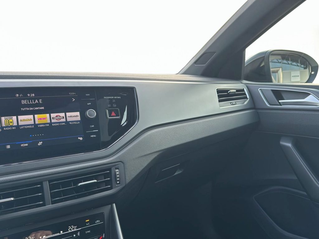 VOLKSWAGEN Taigo R-Line Plus 1.0 TSI 85 kW (115 CV) DSG - 22