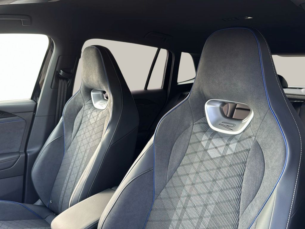 VOLKSWAGEN Tiguan Nuova Tiguan R-Line Plus 1.5 TSI eHybrid 150 kW (2 - 9