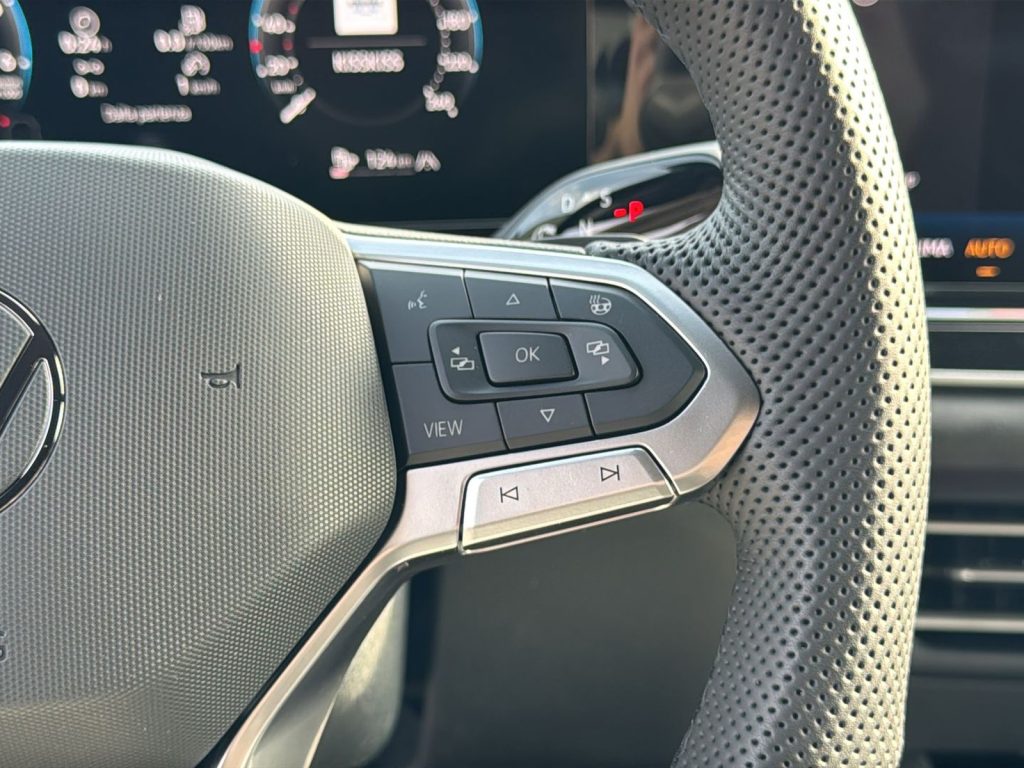 VOLKSWAGEN Tiguan Nuova Tiguan R-Line Plus 1.5 TSI eHybrid 150 kW (2 - 18