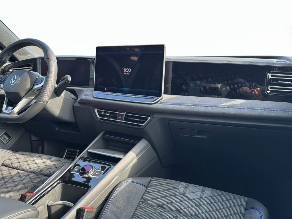 VOLKSWAGEN Tiguan Nuova Tiguan R-Line Plus 1.5 TSI eHybrid 150 kW (2 - 22