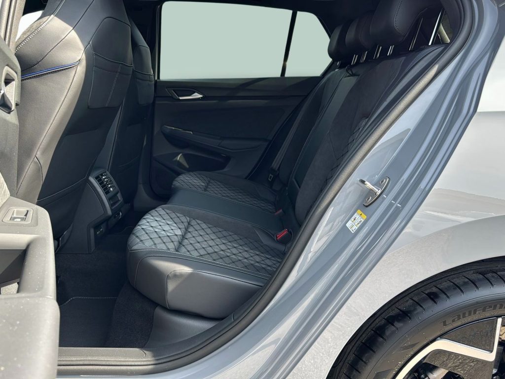 VOLKSWAGEN Golf Nuova Golf R-Line Plus 1.5 eTSI ACT 85 kW (115 CV) - 10