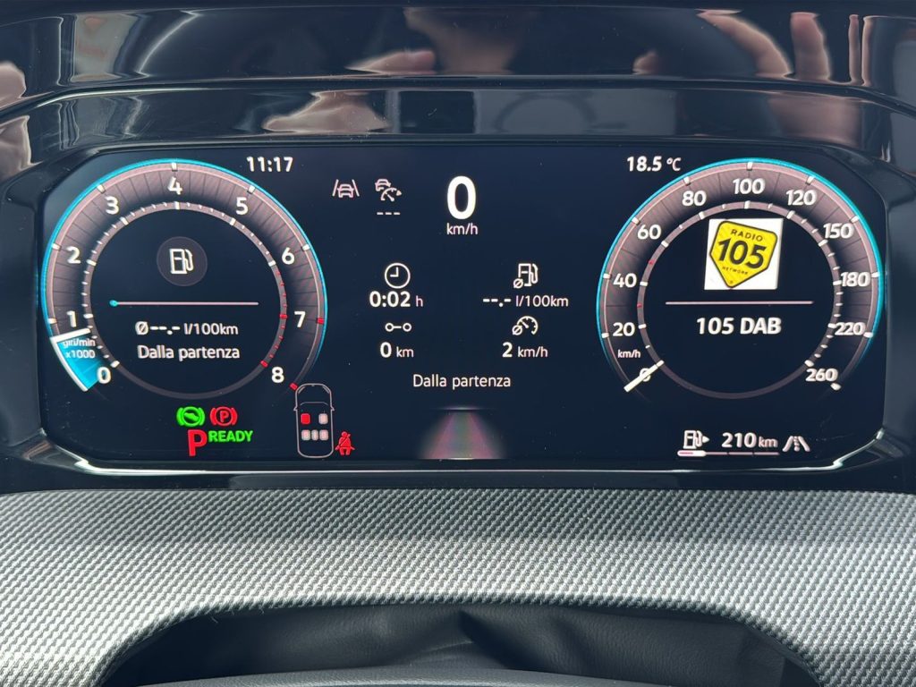 VOLKSWAGEN Golf Nuova Golf R-Line Plus 1.5 eTSI ACT 85 kW (115 CV) - 14