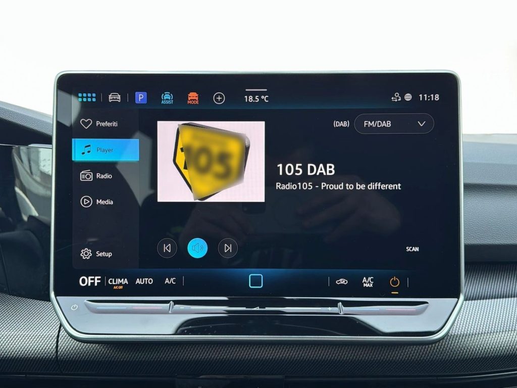 VOLKSWAGEN Golf Nuova Golf R-Line Plus 1.5 eTSI ACT 85 kW (115 CV) - 15