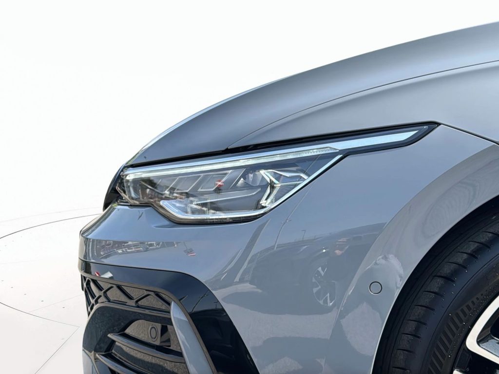 VOLKSWAGEN Golf Nuova Golf R-Line Plus 1.5 eTSI ACT 85 kW (115 CV) - 21