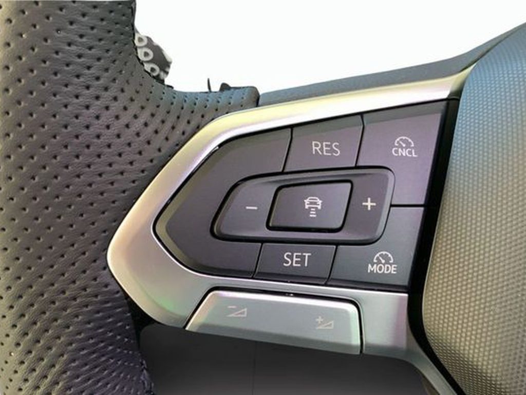 VOLKSWAGEN Golf Nuova Golf R-Line Plus 2.0 TDI SCR 110 kW (150 CV) - 10