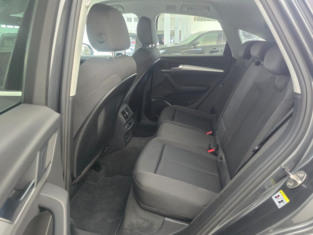 AUDI Q5 SPB 40 TDI quattro S tronic S line - 13