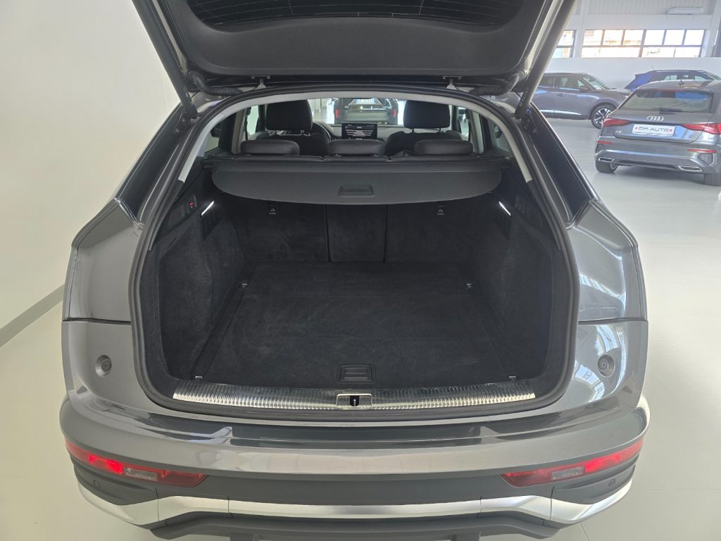 AUDI Q5 SPB 40 TDI quattro S tronic S line - 9