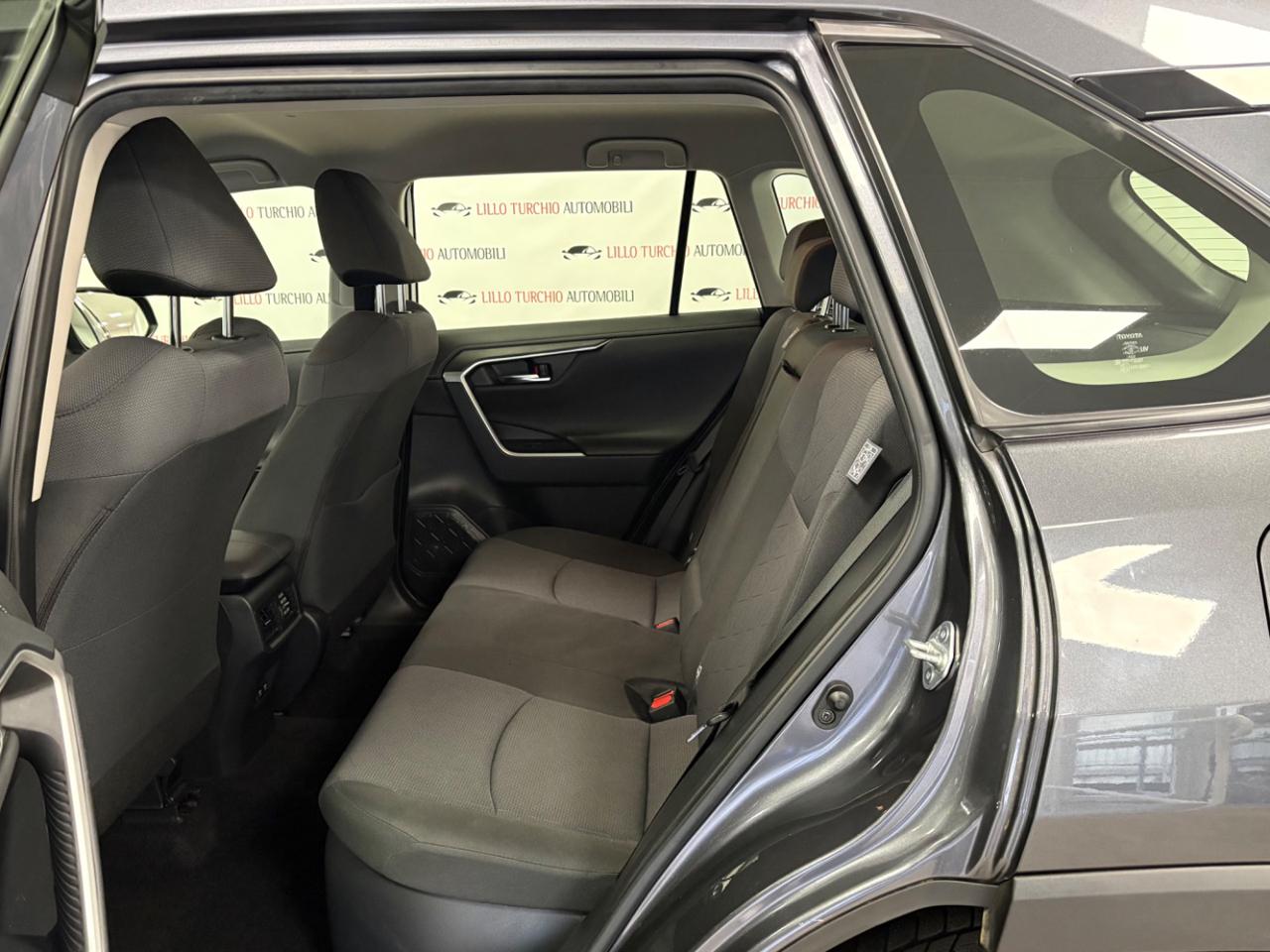 TOYOTA RAV 4 MY23 RAV4 2.5 HV (218CV) E-CVT 2WD Business - 18