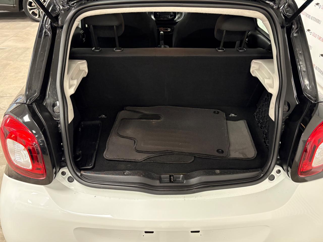 SMART ForFour 70 1.0 Youngster GPL - 18