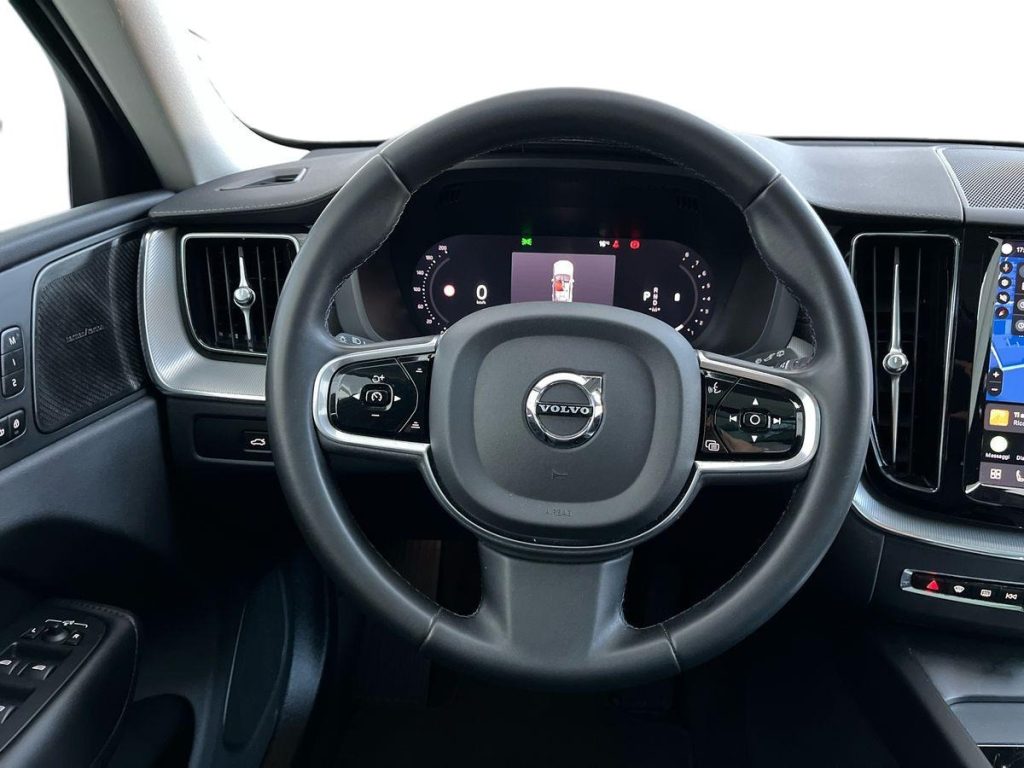 VOLVO XC60 B5 AWD automatico Ultimate Bright - 11