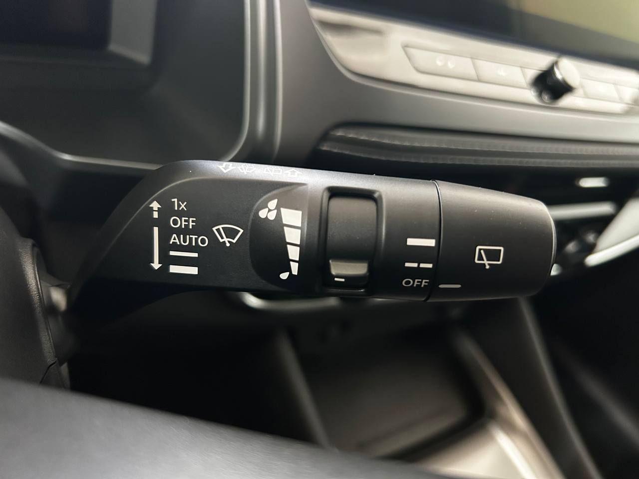 NISSAN Qashqai 1.3 MHEV 140 N-Connecta - 17