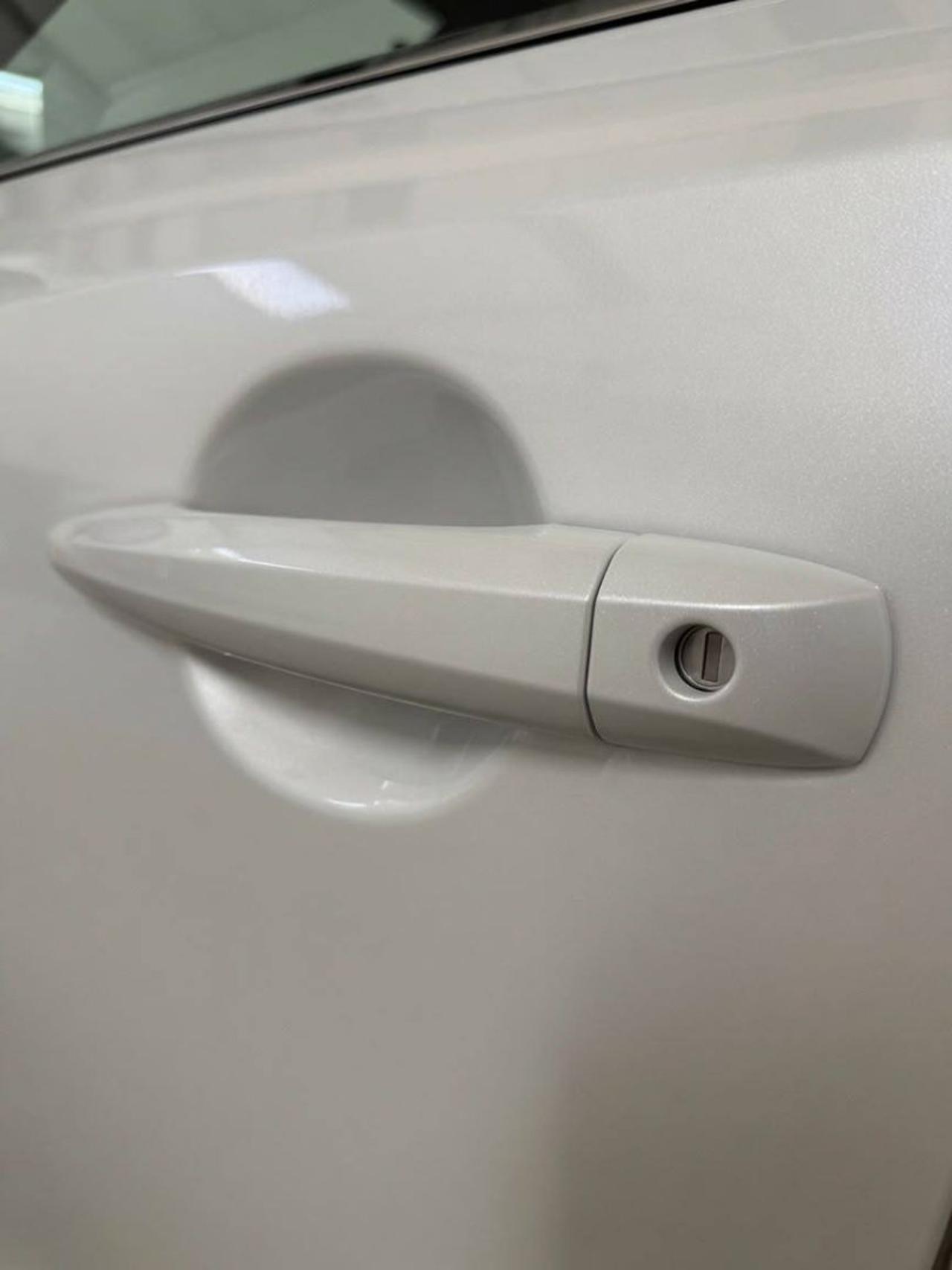 NISSAN Qashqai 1.3 MHEV 158 Xtronic N-Connecta TETTO IN VETRO - 38