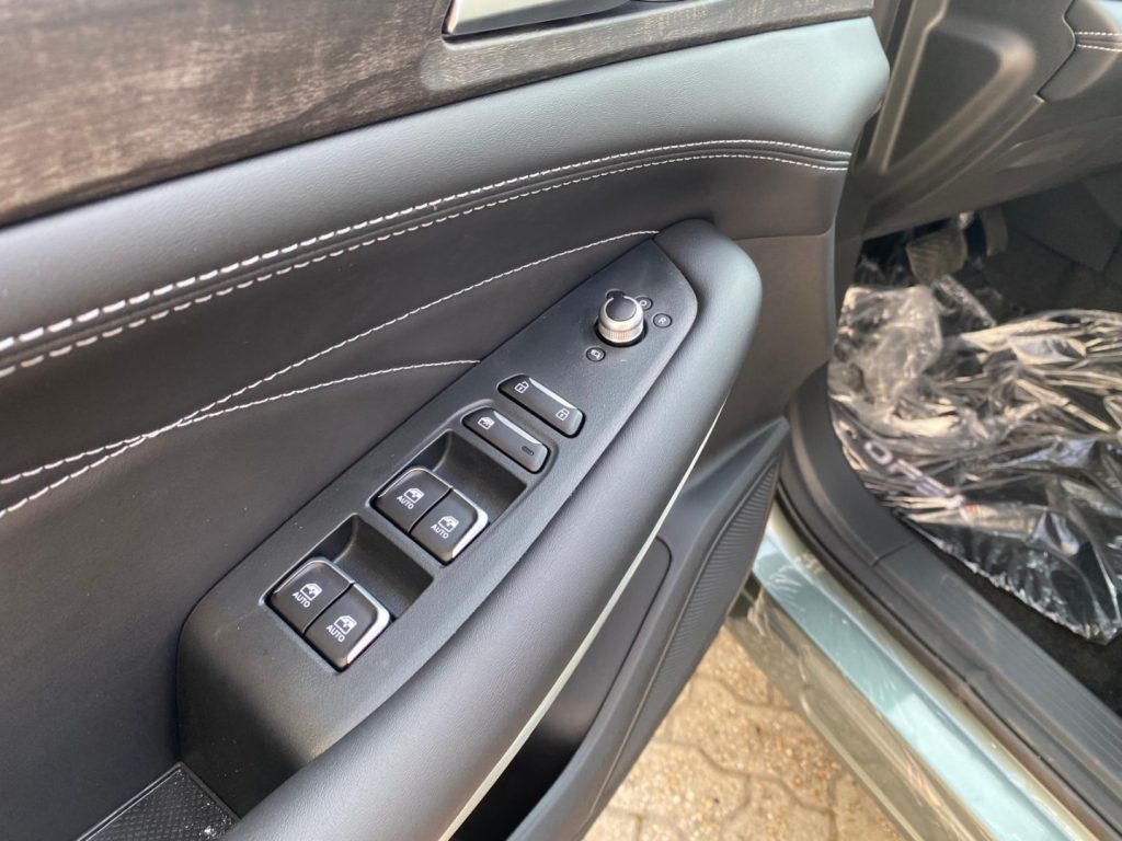 DFSK E5 1.5 PHEV Business 7 POSTI PlugInHybrid *PRONTA CON - 24